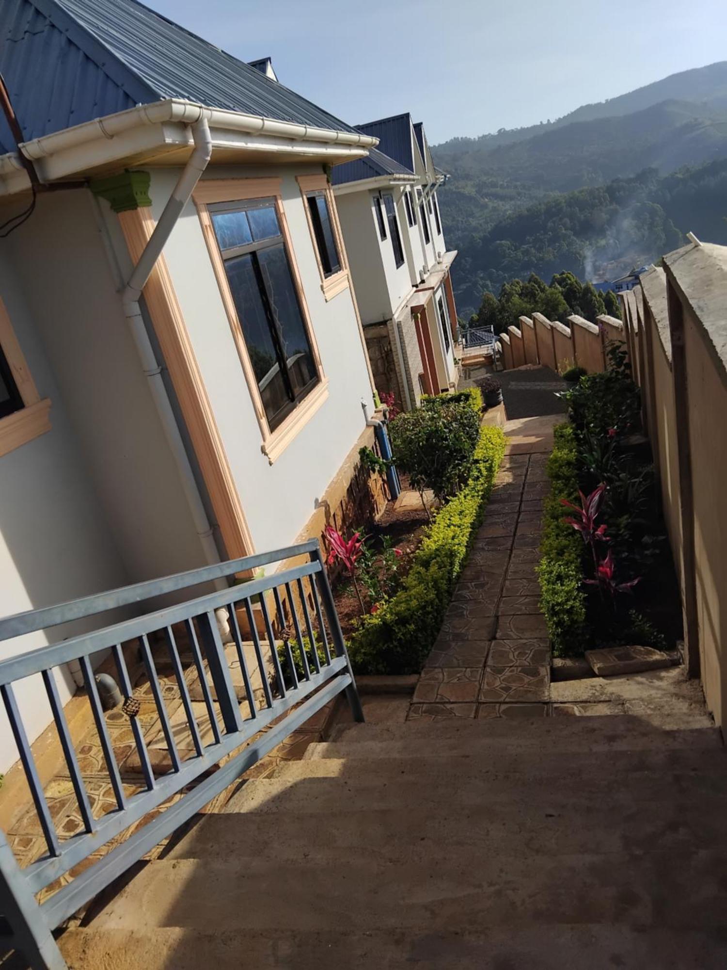 Sweetland View Hotel Lushoto Exterior photo